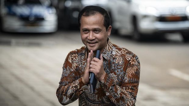 Politikus Partai Demokrat Muhammad Iftitah Sulaiman Suryanagara tiba di kediaman Presiden terpilih Prabowo Subianto, Kertanegara, Jakarta Selatan, Senin (14/10/2024). Presiden terpilih Prabowo Subianto memanggil sejumlah tokoh yang diyakini bakal menjadi calon menteri/kepala lembaga negara untuk pemerintahan baru ke depan. ANTARA FOTO/Aprillio Akbar