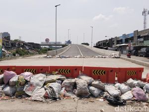 Flyover Ciroyom Beroperasi Akhir Oktober 2024!