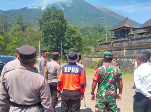Kebakaran Hutan Lereng Gunung Agung Karangasem Meluas hingga 115 Hektare Kebakaran Hutan Lereng Gunung Agung Karangasem Meluas hingga 115 Hektare