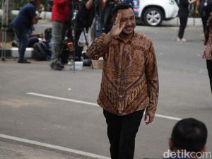 Video: Hal-hal yang Diingat Wamenbud Giring Mengenai Titiek Puspa