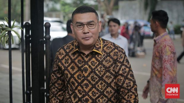 Ossy Dermawan yang diperkirakan bakal mengisi kabinet Prabowo-Gibran tiba di Kertanegara, Selasa (15/10/2024)