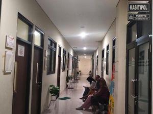 Viral Wanita Diduga Pelaku Gendam Diamankan Warga di Sukoharjo Viral Wanita Diduga Pelaku Gendam Diamankan Warga di Sukoharjo