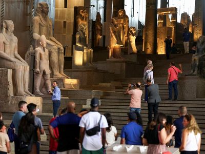 100 Ribu Artefak Kuno Mesir Dipamerkan di Museum Agung