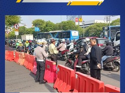 Ada Pengalihan Lalin, Jalan Juanda Arah Harmoni Jakpus Macet