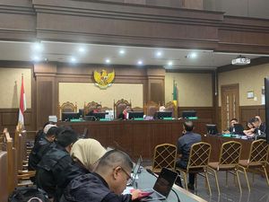 Bos Smelter Timah Tamron Ungkap Transfer Dana CSR Rp 124 M ke Harvey Moeis Bos Smelter Timah Tamron Ungkap Transfer Dana CSR Rp 124 M ke Harvey Moeis