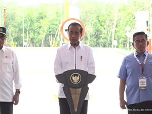 Jokowi Sentil Omongan yang Sebut Banyak Tol Dibangun Swasta Jokowi Sentil Omongan yang Sebut Banyak Tol Dibangun Swasta