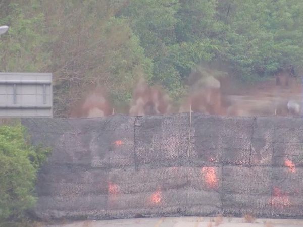 Memanas! Korea Utara Ledakkan Jalan Penghubung ke Korea Selatan