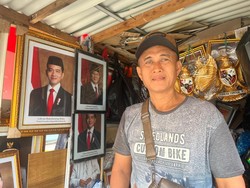 Cerita Pedagang Foto Prabowo-Gibran Banjir Order Jelang Pelantikan