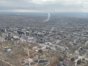 Serangan Drone Rusia Hantam Permukiman di Ukraina, 2 Orang Tewas