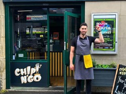 Resto Ini Beri Makanan Gratis Seumur Hidup, Ini Syaratnya!