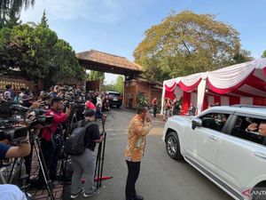 Video: Prabowo Bakal Beri Pembekalan, Calon Menteri Mulai Merapat ke Hambalang Video: Prabowo Bakal Beri Pembekalan, Calon Menteri Mulai Merapat ke Hambalang