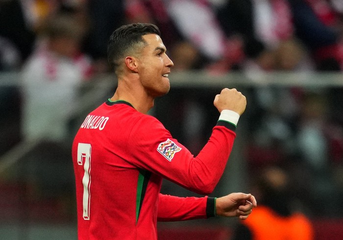 Soccer Football - UEFA Nations League - Group A1 - Poland v Portugal - PGE Narodowy, Warsaw, Poland - October 12, 2024 Portugals Cristiano Ronaldo celebrates scoring their second goal REUTERS/Aleksandra Szmigiel