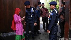Suasana Kediaman Prabowo di Hambalang Jelang Pembekalan Calon Menteri