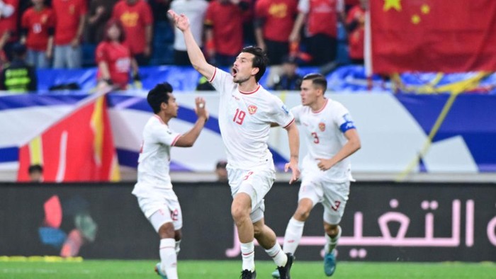 QINGDAO, CHINA - OCTOBER 15, 2024 - Photo taken on Oct 15, 2024 shows Indonesia soccer players during their match against Indonesia at home in the 4th round of World Qualifiers Asian Zone in Qingdao, Shandong province, China. (Photo credit should read CFOTO/Future Publishing via Getty Images)