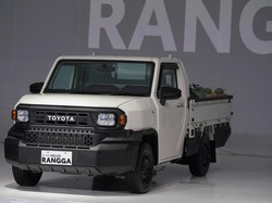 Ini Sebabnya Toyota Hilux Rangga Masih Diimpor CBU dari Thailand