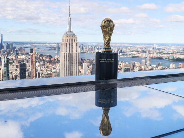 NEW YORK, NEW YORK - JULY 01: FIFA World Cup Trophy on display during the official Trophy Tour around FIFA 2026  World Cup host cities on July 01, 2024 in New York City. (Photo by Mike Stobe - FIFA/FIFA via Getty Images)