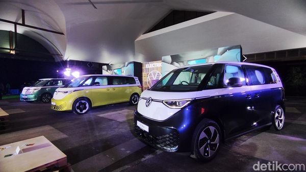 Tampang Volkswagen ID. Buzz yang Rilis di Singapura, Ada Versi Cargo!