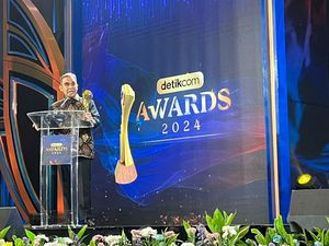 Terima detikcom Awards, Muzani: Ini untuk Mereka yang Cinta Persatuan Terima detikcom Awards, Muzani: Ini untuk Mereka yang Cinta Persatuan