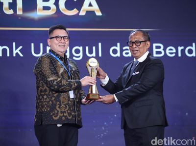 Bakti BCA Raih detikcom Awards 2024 Berkat Aksi Nyata untuk Masyarakat