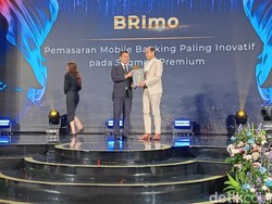 Pemasaran Mobile Banking Paling Inovatif, BRImo Raih Penghargaan dari detikcom