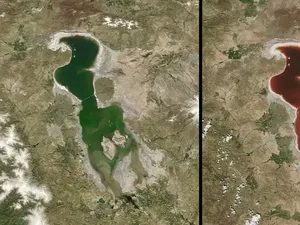 Fenomena Langka Ubah Danau Berwarna Merah Darah