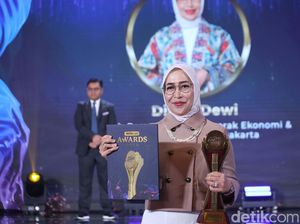 Sosok Diana Dewi Jadi Tokoh Wanita Penggerak Ekonomi dan UMKM Sosok Diana Dewi Jadi Tokoh Wanita Penggerak Ekonomi dan UMKM