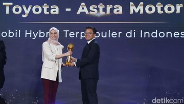Inovasi Hybrid yang Memikat: Toyota Kijang Innova Zenix Sabet Gelar Mobil Terpopuler