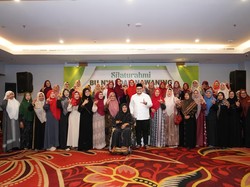 Perhatian ke Ponpes, Cabup Kediri Dhito Didukung Para Nyai-Nawaning