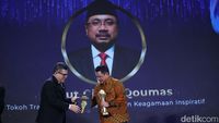 Menag Yaqut Terima Penghargaan detikcom Awards 2024