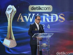 Raih Tokoh Modernisasi Transportasi Publik, Menhub Ungkap Peran Krusial Media