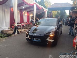 Video: Pembekalan Usai, Para Calon Wamen Pulang dari Rumah Prabowo Video: Pembekalan Usai, Para Calon Wamen Pulang dari Rumah Prabowo