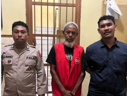 Pedagang Pasar di Ambon Ancam Satpol PP Pakai Parang Saat Lapak Ditertibkan