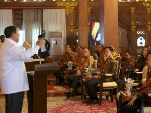 Ada Materi Cara Hadapi Jurnalis dalam Pembekalan Calon Wamen Prabowo Ada Materi Cara Hadapi Jurnalis dalam Pembekalan Calon Wamen Prabowo
