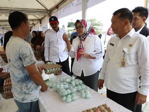 Tinjau Gerakan Pangan Murah, Plt Gubernur Kepri Sampaikan Hal Ini Tinjau Gerakan Pangan Murah, Plt Gubernur Kepri Sampaikan Hal Ini