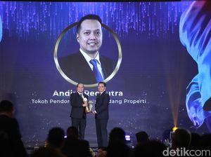Potret Dirut Sarana Jaya Andira Reoputra Raih detikcom Awards Potret Dirut Sarana Jaya Andira Reoputra Raih detikcom Awards