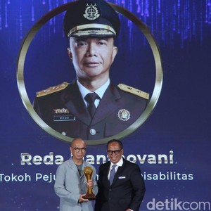 Reda Manthovani