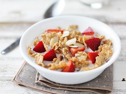 Hindari Konsumsi 5 Makanan Ini Bersama dengan Kopi Pahit