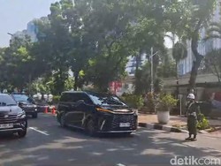 Surya Paloh dan Rombongan Tiba di Kemhan Temui Prabowo