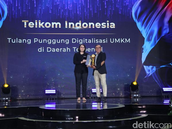 Telkom Indonesia Raih detikcom Awards, Tulang Punggung Digitalisasi UMKM