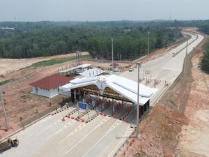 Usai Diresmikan Jokowi, Tol Betung-Tempino-Jambi Dibuka Gratis