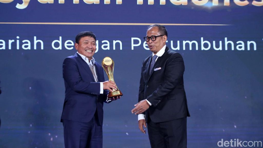 Mantap! BSI Jadi Bank Syariah dengan Pertumbuhan Saham Tertinggi Mantap! BSI Jadi Bank Syariah dengan Pertumbuhan Saham Tertinggi