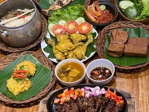 10 Restoran Homey Terkenal dengan Menu Makanan Beragam