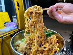 5 Mie Chili Oil di Jakarta yang Pedasnya Nampol, Mulai Rp16 Ribu!