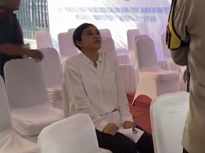 Viral Wanita Tiba-tiba Kaku Saat Tes CPNS di Lombok Viral Wanita Tiba-tiba Kaku Saat Tes CPNS di Lombok