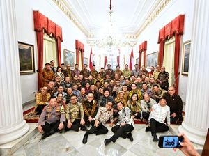 Ini Foto Bareng Jokowi dan Para Menteri Saat Makan Siang Pamitan di Istana Ini Foto Bareng Jokowi dan Para Menteri Saat Makan Siang Pamitan di Istana