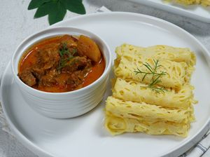 Jualan Roti Jala, Wanita Ini Raup Omzet Rp 54 Juta Setiap Bulan! Jualan Roti Jala, Wanita Ini Raup Omzet Rp 54 Juta Setiap Bulan!