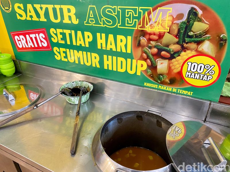 Kepala Kakap Kuah Nanas dan Sayur Asem Gratis Sepuasnya Ada di Sini