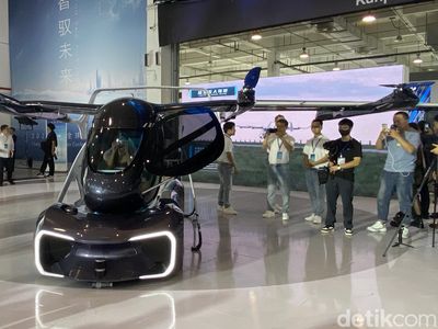 Lebih Dekat dengan Mobil Terbang Chery
