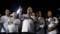 Momen Budi Arie Pimpin Relawan Doa Bersama di Tugu Proklamasi