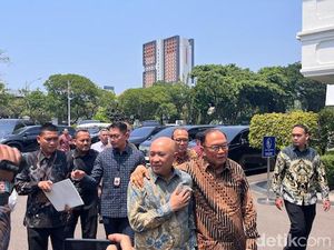 Para Menteri Mulai Berdatangan ke Istana untuk Makan Siang Bersama Jokowi
